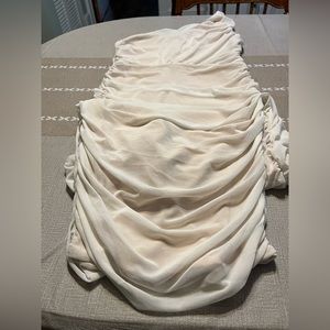 Off the shoulder women’s dress, size large. Cream tan color